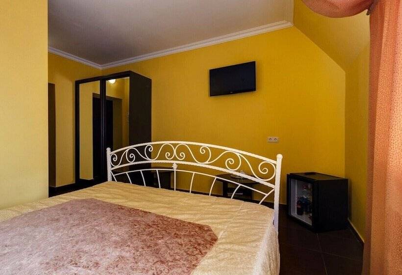 سوییت, Marton Villa Diego