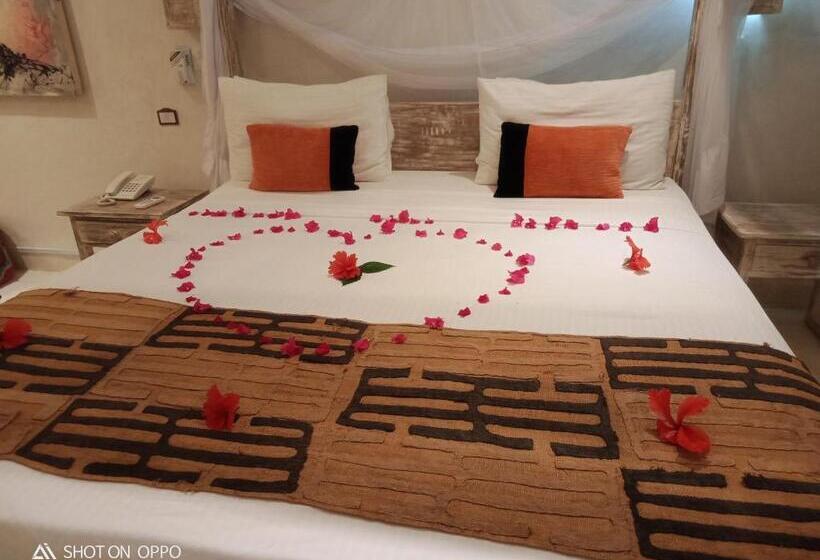 اتاق استاندارد با چشم‌انداز استخر, The Villa Luxury Suites