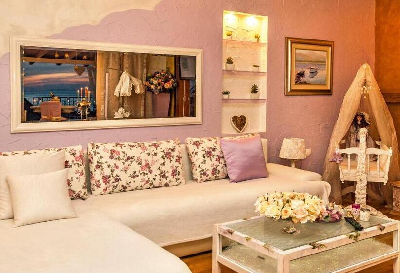 آپارتمان 1 خوابه با چشم‌انداز دریا, Villa Ria