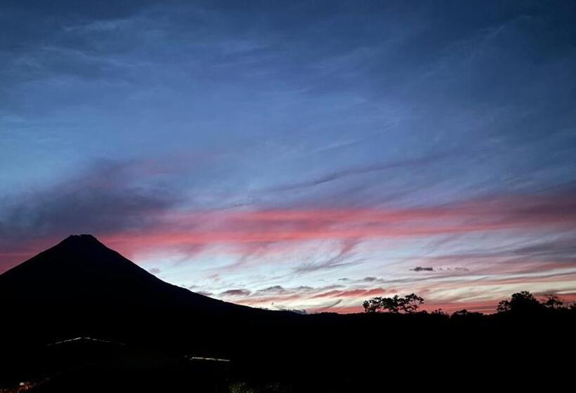 اتاق سوپریور, Arenal Monara