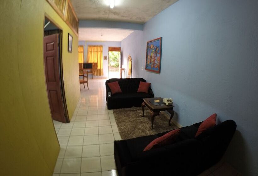 آپارتمان خانوادگی 2 خوابه, Arenal Xilopalo Room