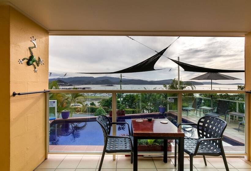 استودیوی کلاسیک, Sunlit Waters Studio Apartments