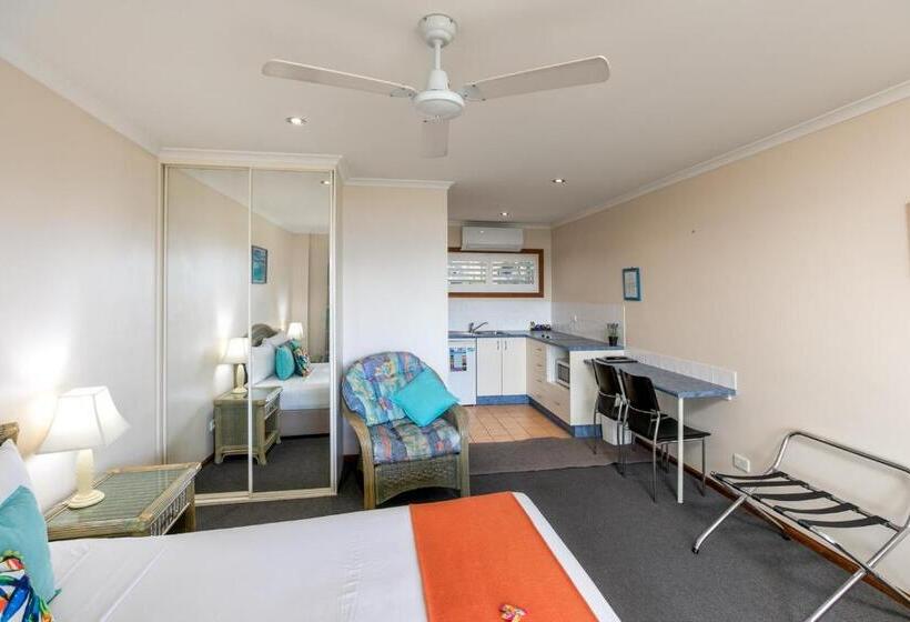 استودیوی کلاسیک, Sunlit Waters Studio Apartments