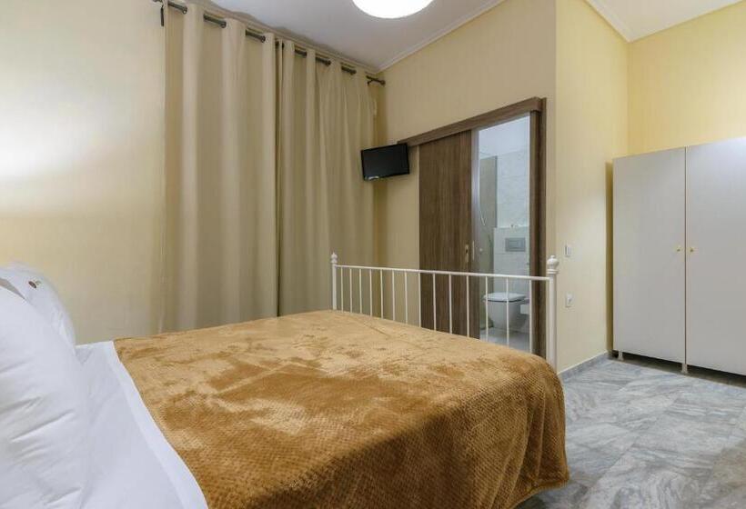اتاق استاندارد سه تخته با بالکن, Denise Studios And Apartments