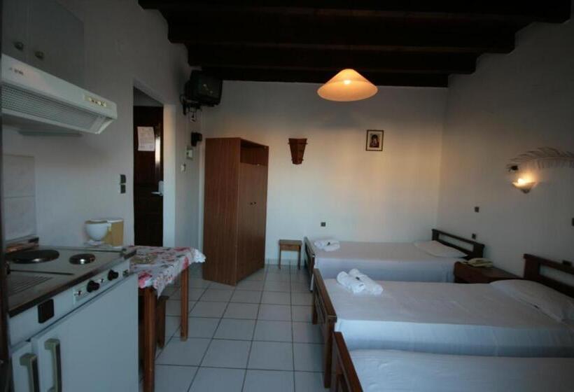 استودیوی استاندارد, Chania Rooms