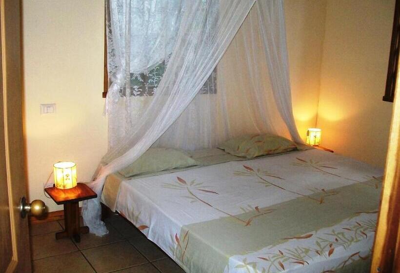 بانگلوی استاندارد, Luna Caribeña Village