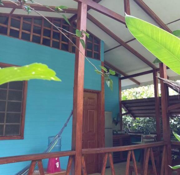 بانگلوی استاندارد, Luna Caribeña Village