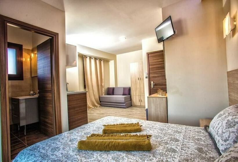 استودیوی لوکس, Mediterranean Holidays