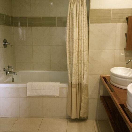 3 Bedroom Deluxe Apartment Sea View, Maya Beach