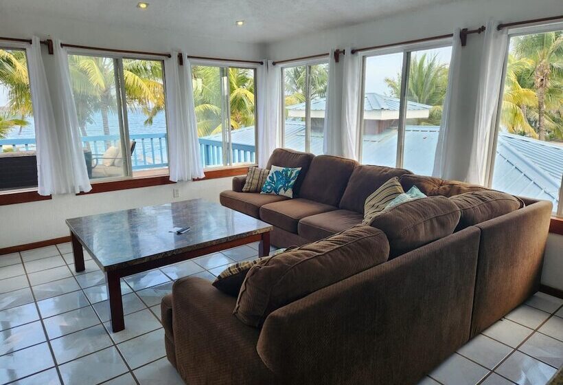 3 Bedroom Deluxe Apartment Sea View, Maya Beach