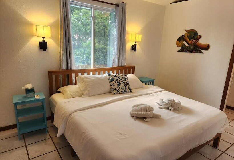 3 Bedroom Deluxe Apartment Sea View, Maya Beach