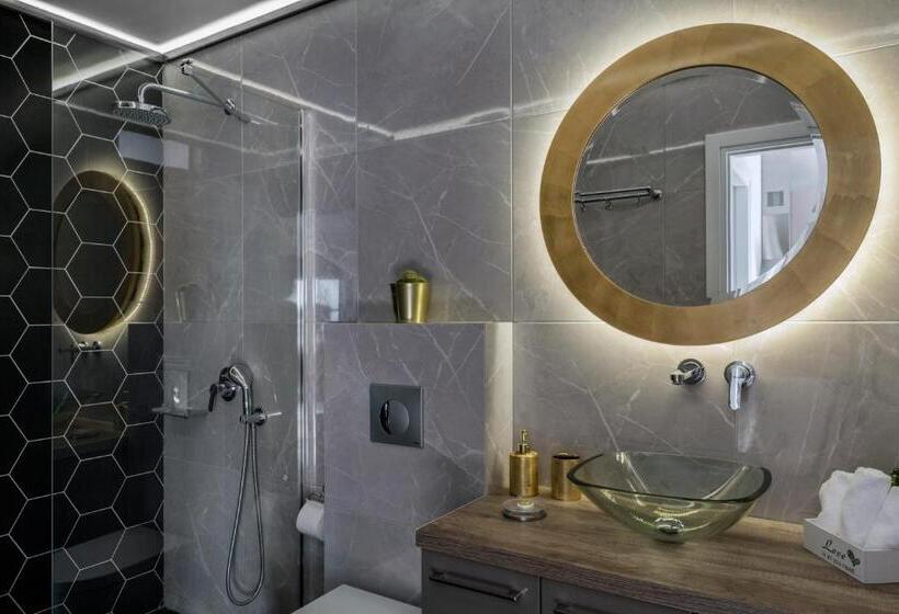 سوییت لوکس, The Athenians Modern Apartments