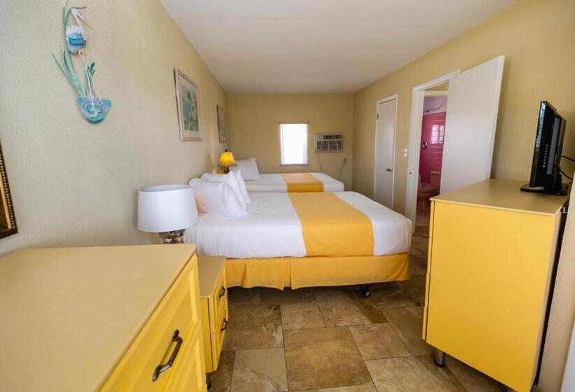 سوییت با چشم‌انداز استخر, American Safari Motel