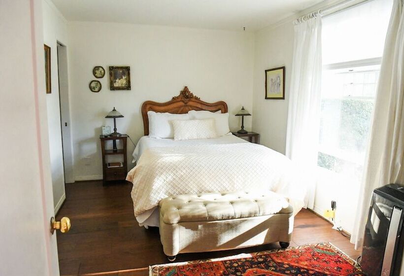 اتاق استاندارد, Bath Street Inn