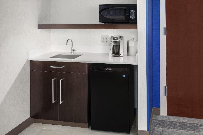 سوییت, Holiday Inn Express South Portland, An Ihg