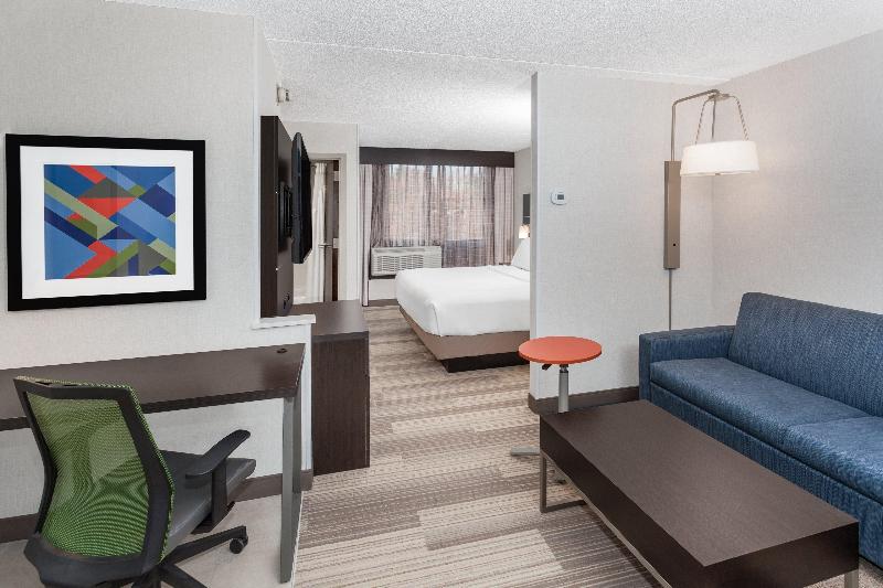 سوئیت با تخت بزرگ, Holiday Inn Express South Portland, An Ihg