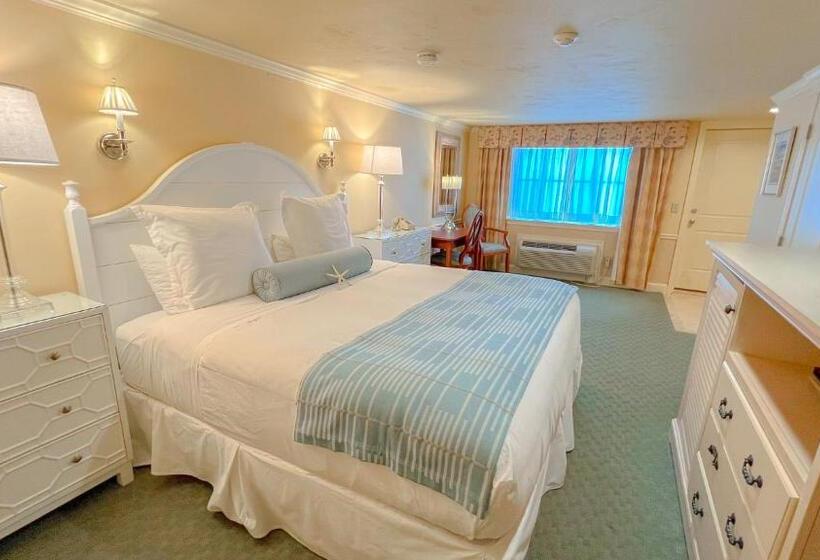 Standard Single Room, Anchor In Hotel   Hyannis, Ma