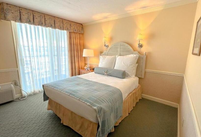 Standard Room Adapted for people with reduced mobility, Anchor In Hotel   Hyannis, Ma