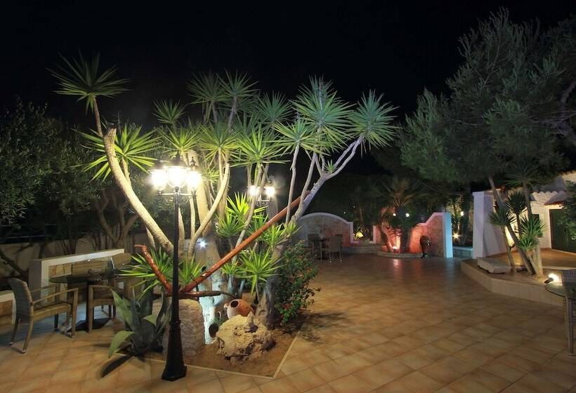 اتاق استاندارد سه نفره, Agriturismo Resort Costa House