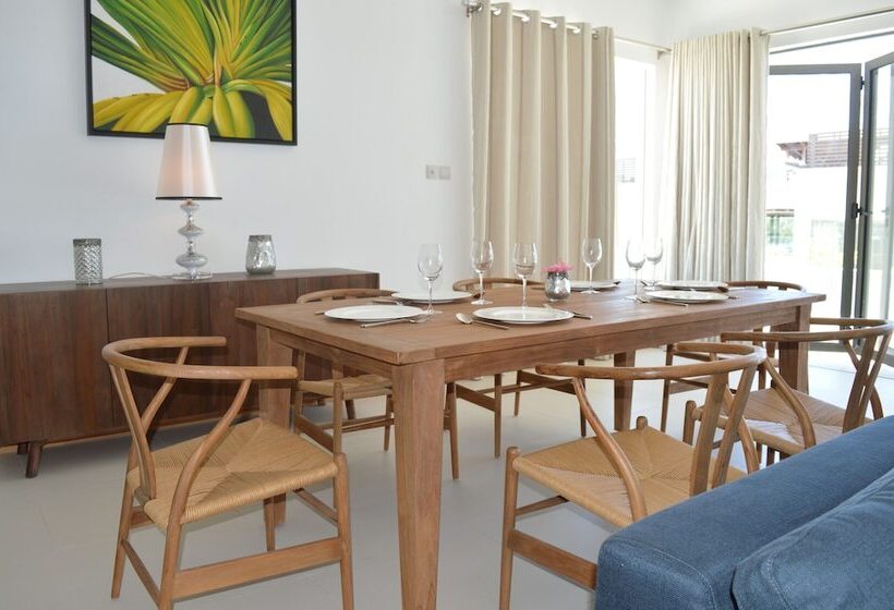 1 Bedroom Penthouse Apartment, Rose Des Sables Beachfront Apartments