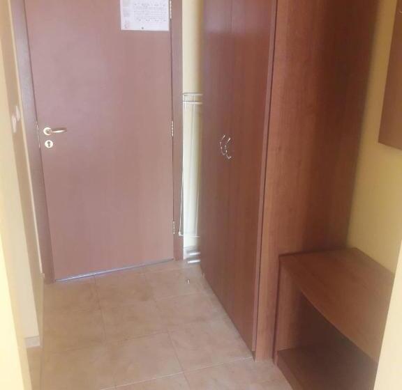 اتاق لوکس, Black Sea   Breakfast, Pool & Free Parking