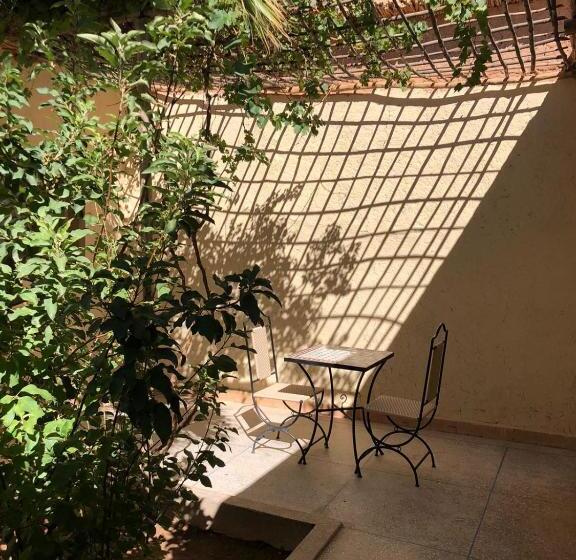 اتاق استاندارد با چشم‌انداز باغ, Kasbah Rayane Ait Ben Haddou