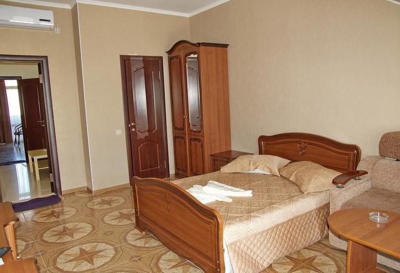 اتاق لوکس, Tikhaya Gavan Guest House