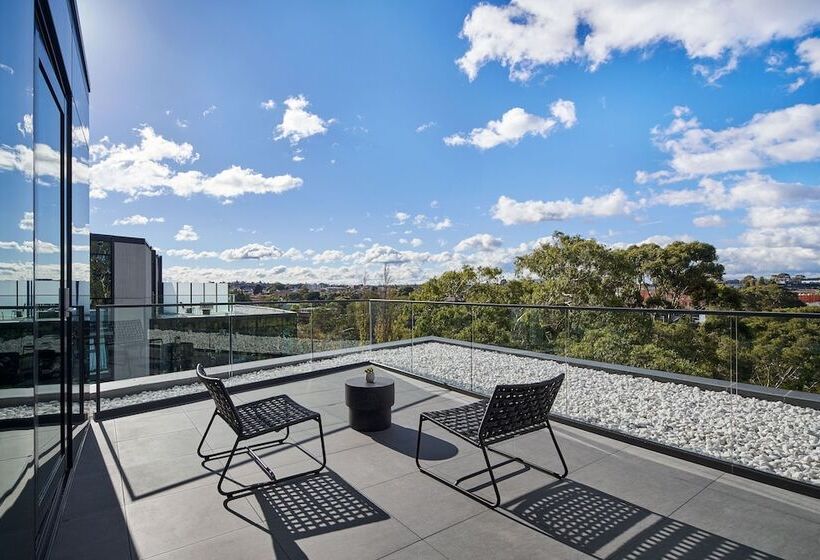 اتاق استاندارد با تخت دوبل و چشم‌انداز, Element Melbourne Richmond