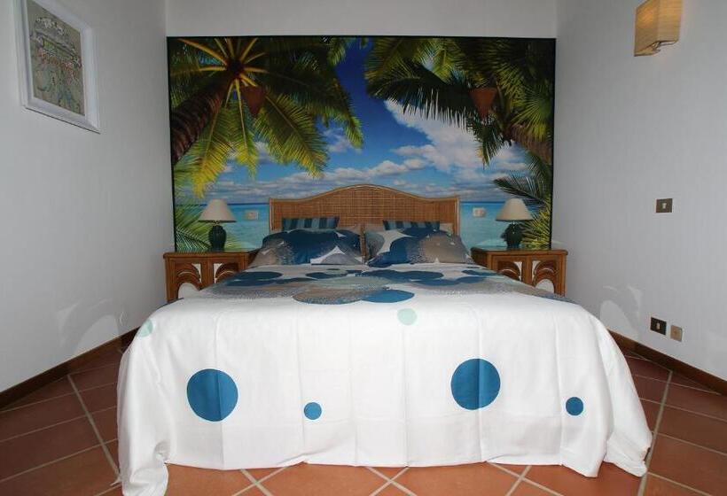 اتاق استاندارد, Casale Farnesiana B&b