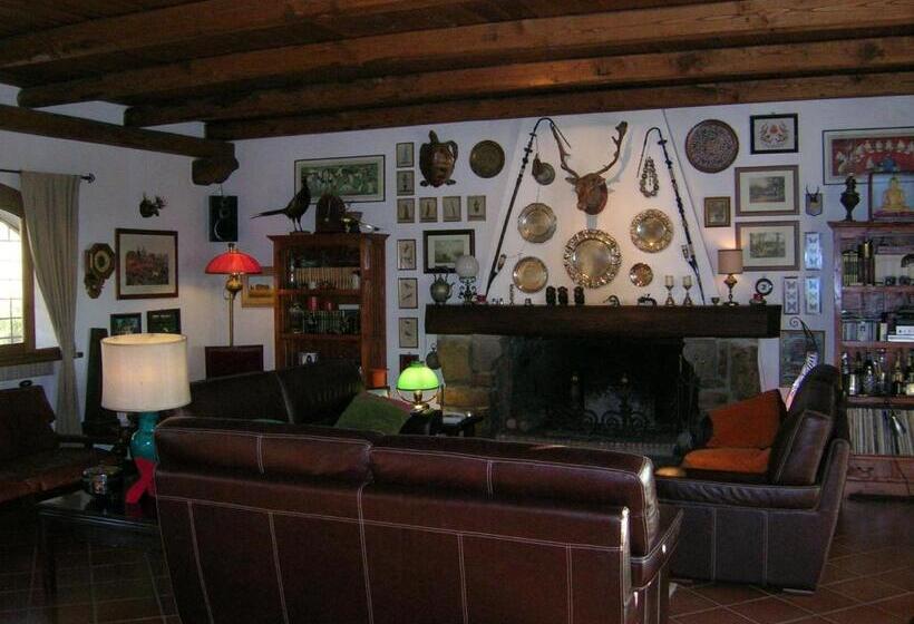 اتاق استاندارد, Casale Farnesiana B&b