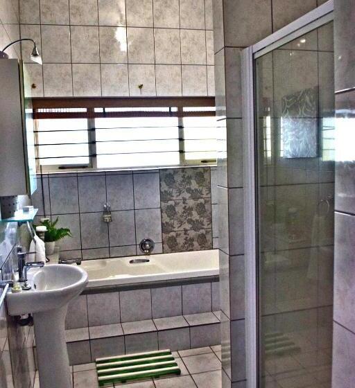 اتاق لوکس با چشم‌انداز باغ, Zonnevanger Guesthouse