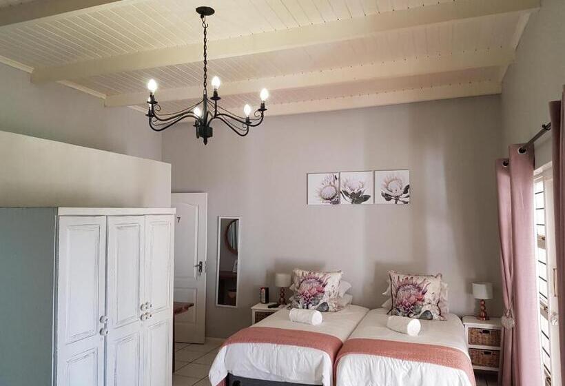اتاق لوکس سه تخته, Zonnevanger Guesthouse