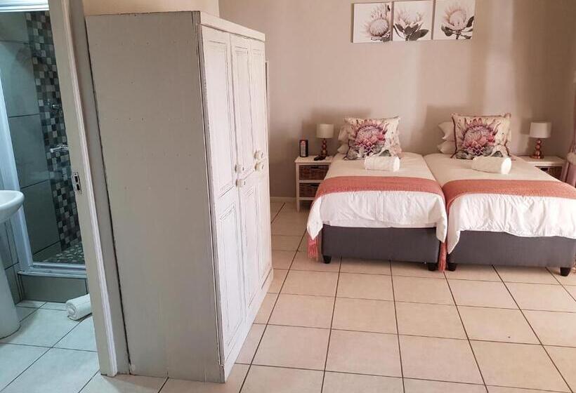اتاق لوکس سه تخته, Zonnevanger Guesthouse