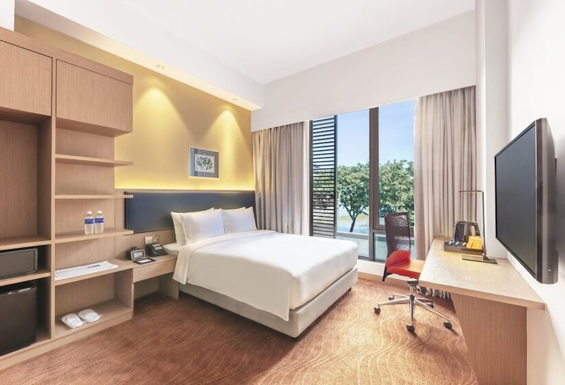 اتاق استاندارد با تخت دوبل, Holiday Inn Express Kota Kinabalu City Centre, An Ihg