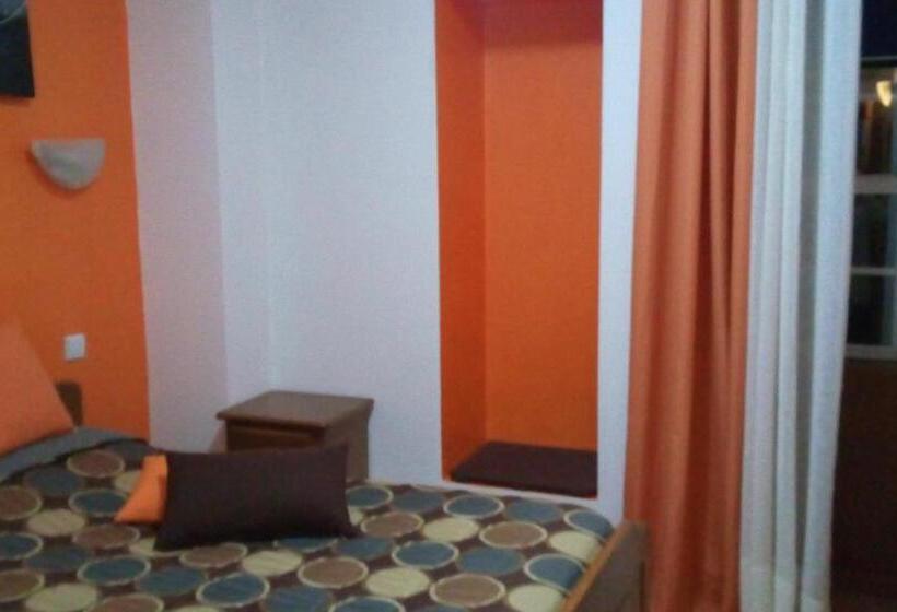 اتاق استاندارد, Residencial Moeda