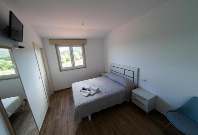اتاق لوکس, Albergue Casa Manola