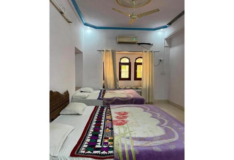 اتاق لوکس, Nutella Jaisalmer, Jaisalmer