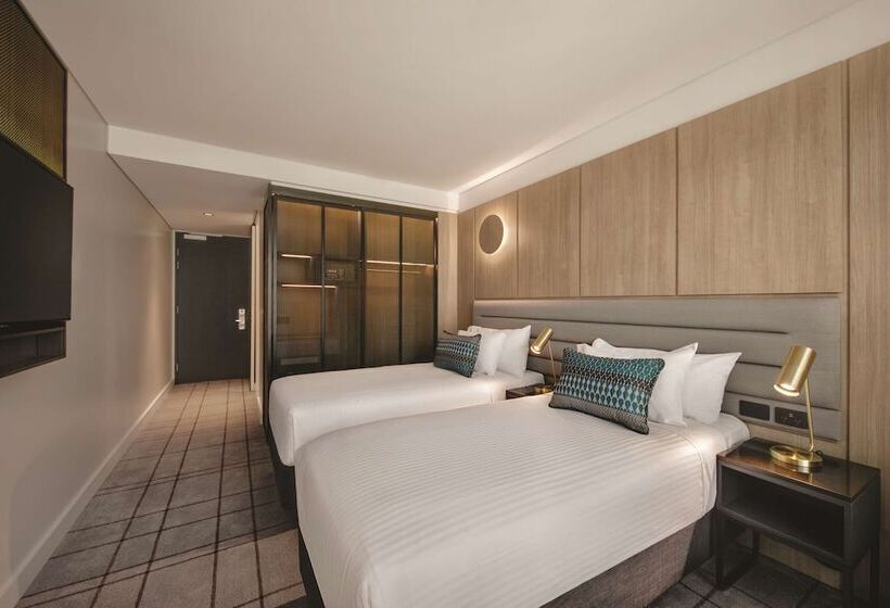 اتاق استاندارد با بالکن, Vibe Hotel Sydney Darling Harbour