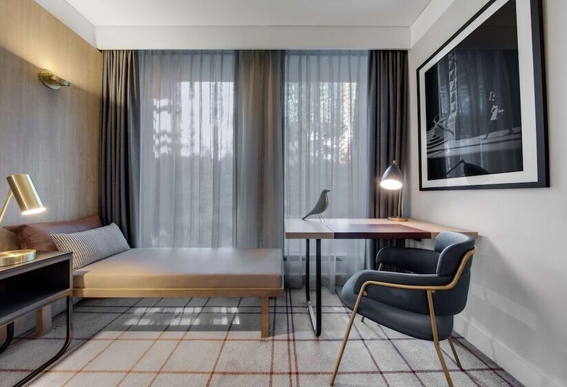 سوییت اجرایی, Vibe Hotel Sydney Darling Harbour