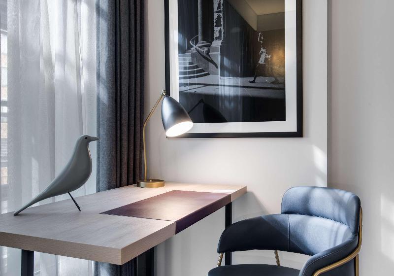 اتاق استاندارد با بالکن, Vibe Hotel Sydney Darling Harbour