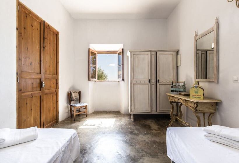 آپارتمان 3 خوابه, Finca Agroturismo Sa Cova Den Borino