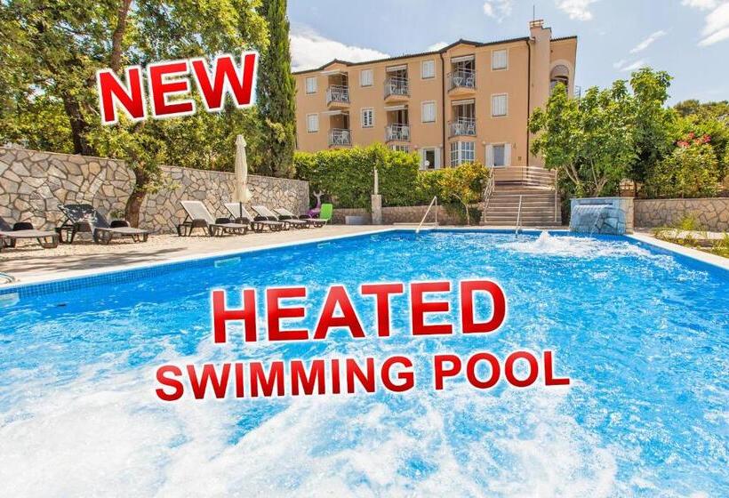 اتاق خانوادگی, B&b Pansion Vago