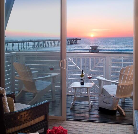 سوییت با چشم‌انداز دریا, Beach House Hotel At Hermosa Beach