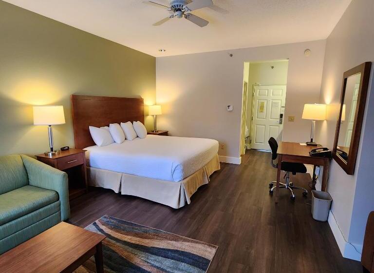 Suite Cama King, Baymont By Wyndham Mackinaw City