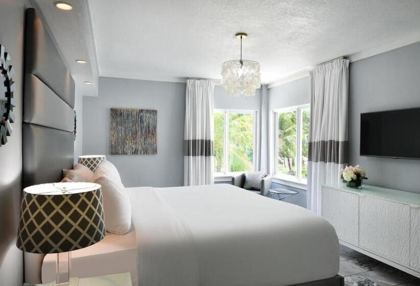 سوییت با چشم‌انداز دریا, Beacon South Beach