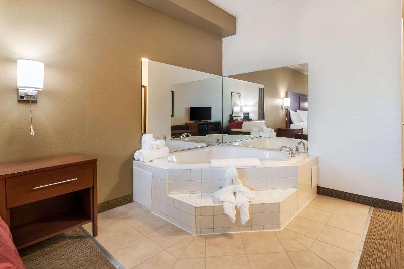 اتاق استاندارد با تخت بزرگ, City Creek Inn & Suites
