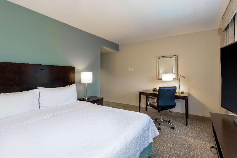 اتاق استاندارد برای معلولان, Holiday Inn Express Montgomery East I 85, An Ihg