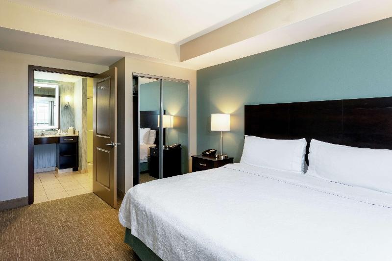 اتاق استاندارد برای معلولان, Holiday Inn Express Montgomery East I 85, An Ihg