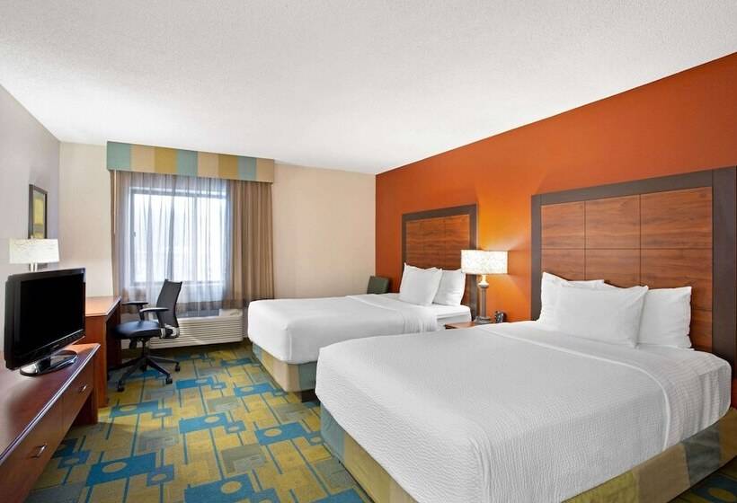 Номер Стандарт 2 Двуспальные Кровати, La Quinta Inn By Wyndham Auburn Worcester