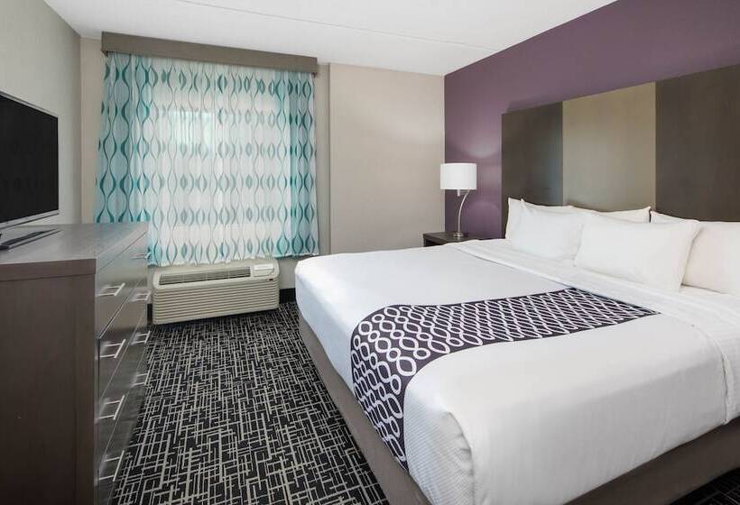 Suite, La Quinta Inn & Suites By Wyndham Chattanooga  East Ridge